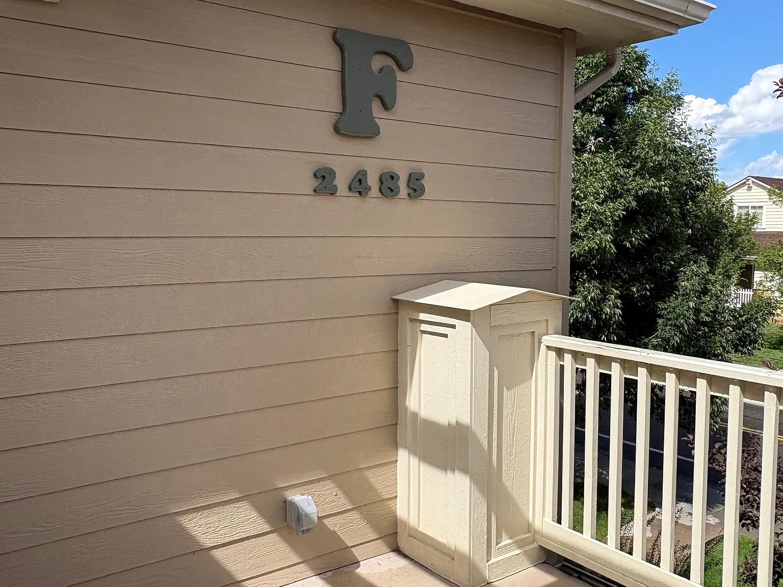 2485 Fountainhead Blvd — Photo 3