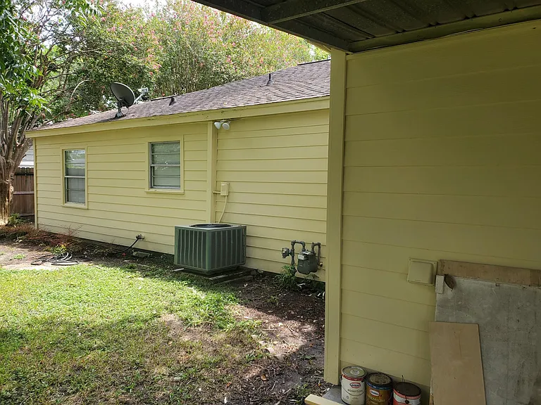 217 Wellington St — Photo 28
