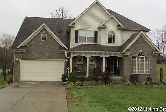 2nd image of 211 Hardwood Dr