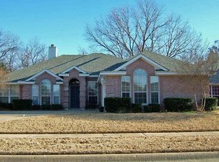510 Baltusrol Cir, Garland, TX 75044