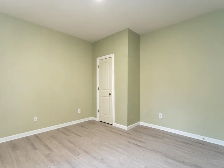 212 Chandler Chase Ct — Photo 6