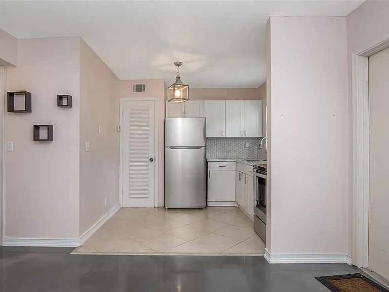 5186 NE 6th Ave #710 — Photo 11