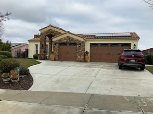 965 Vista Cerro Dr, Paso Robles, CA 93446