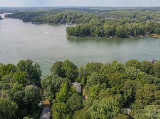 7412 Gabriel St, Sherrills Ford, NC 28673