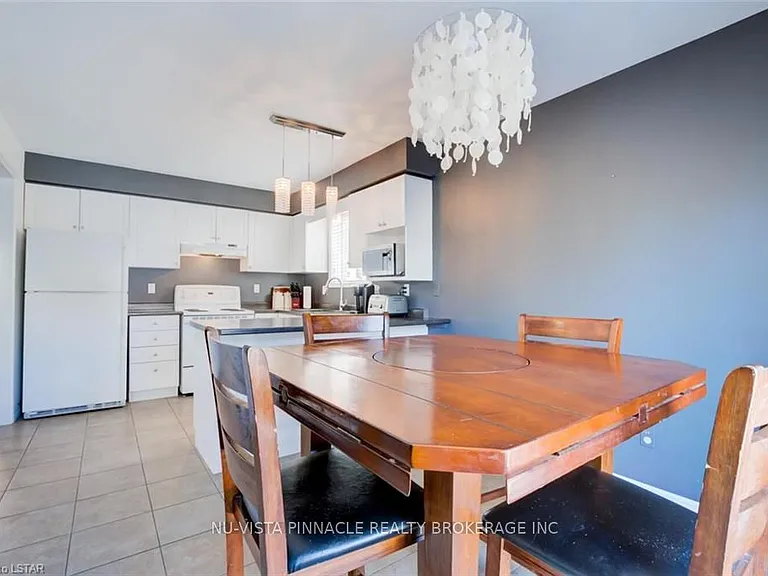 96 Reid Ct — Photo 11