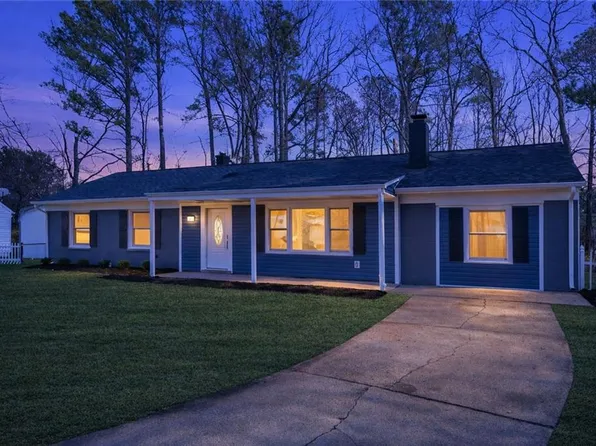 301 Bethune Dr, Virginia Beach, VA 23452