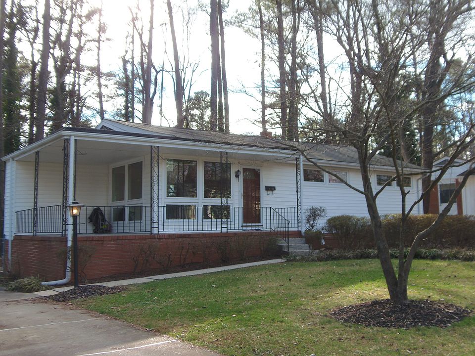 1st image of 2509 Westmoreland Dr