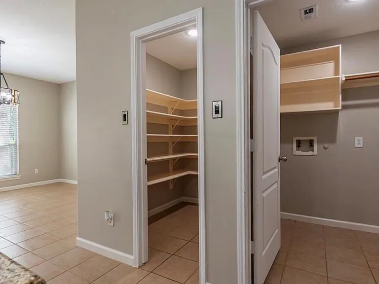 2535 Flycatcher Cove Dr — Photo 5