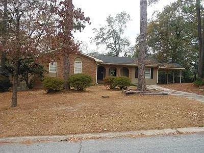 824 McCall Rd