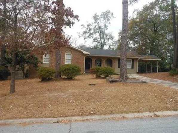 824 McCall Rd, Macon, GA 31217
