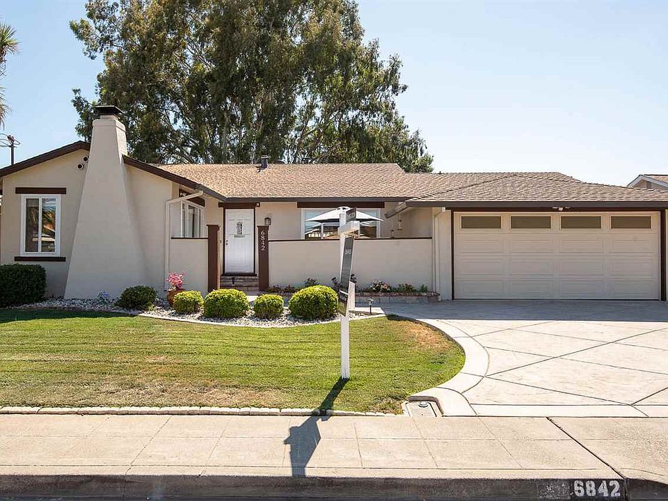 1st image of 6842 Brighton Dr