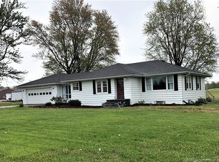 21518 Highway 62, Marysville, IN 47141
