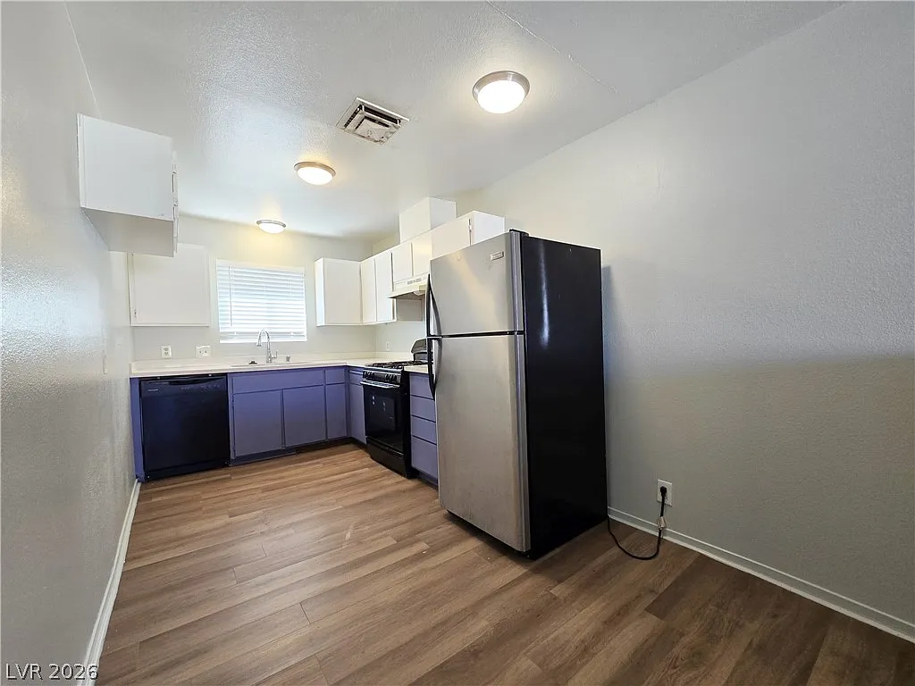 2 bed, 1.0 bath, 930 sqft, $1,035 — Photo 4