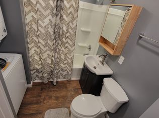 1819 Pierce St #2, Dubuque, IA 52001