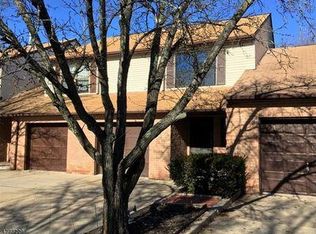 7 Jennifer Ct, Lebanon, NJ 08833