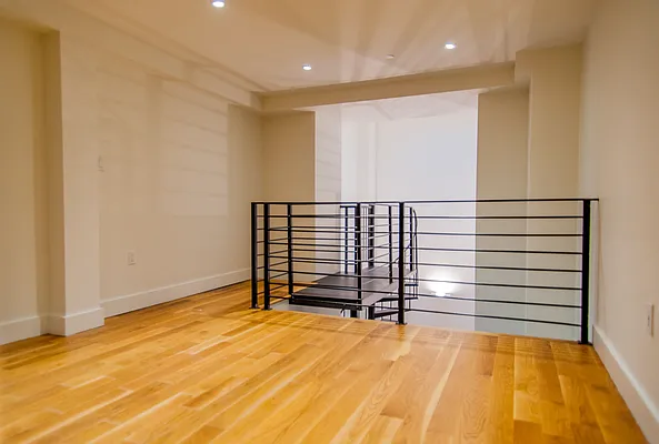 Rented by Nooklyn NYC LLC | media 98