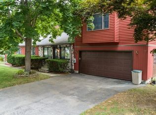 41 Lake Shore Dr N, Westford, MA 01886