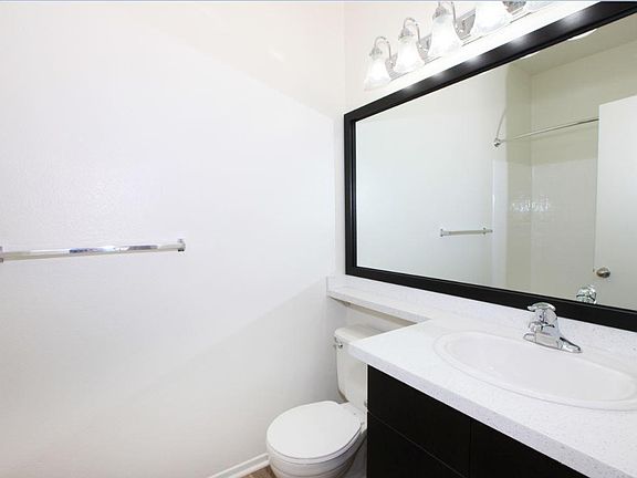 3rd image of 780 Camino De La Reina APT 343