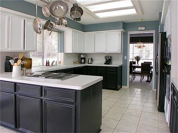 4th image of 15515 Juniper Hollow Way