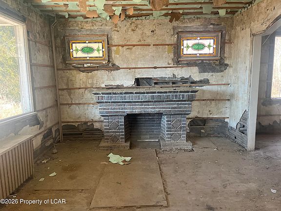 3rd image of 1 McCullough Rd