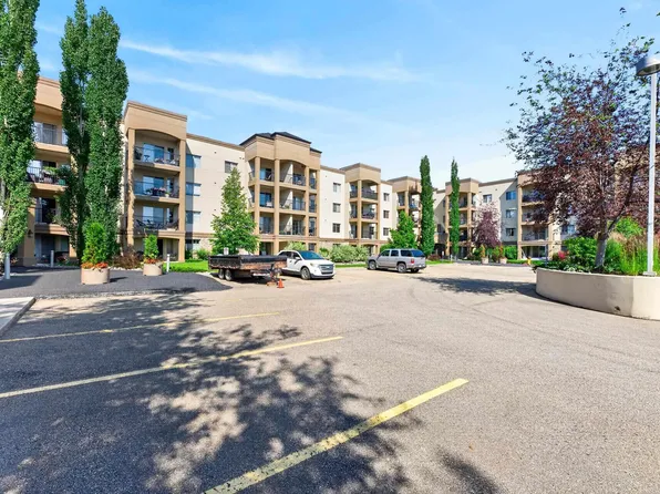 400 Palisades Way #425, Strathcona County, AB T8H 0H4