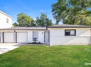 4929 E Ridge Creek Dr, Houston, TX 77053