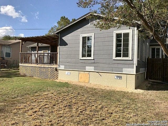 2nd image of 618 Glamis Ave