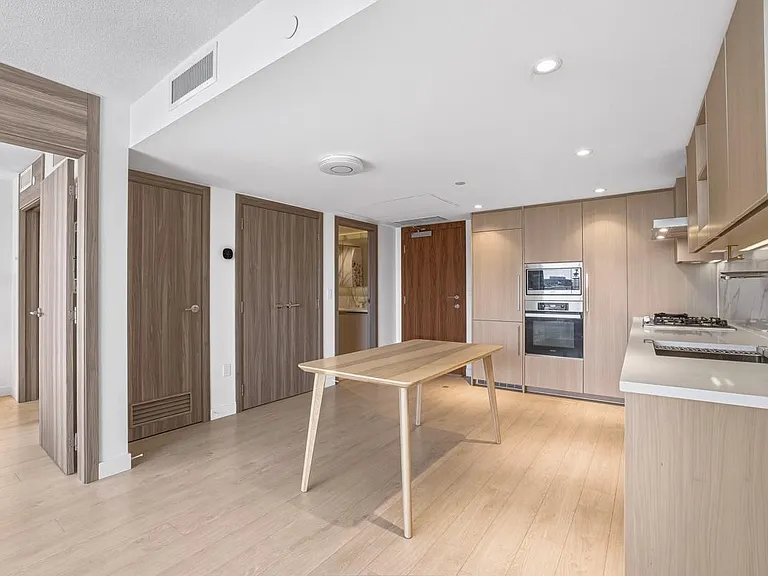 8555 Capstan Way #906 — Photo 3