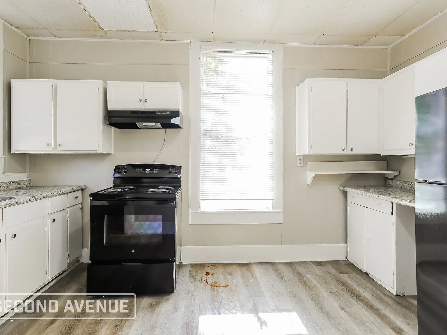 3 bed, 1.0 bath, 1660 sqft, $895 — Photo 4