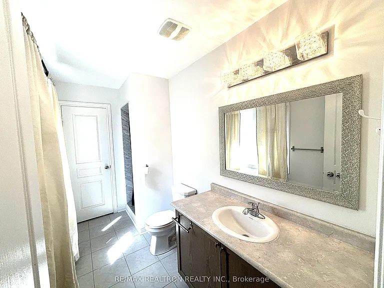 511 William Forster Rd — Photo 25