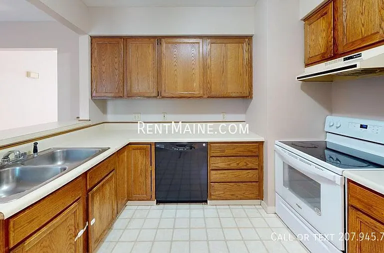 71 Valley View Ln #B — Photo 1