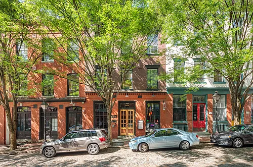 Floor plan 301