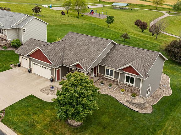 2nd image of 1213 Whispering Hills Dr