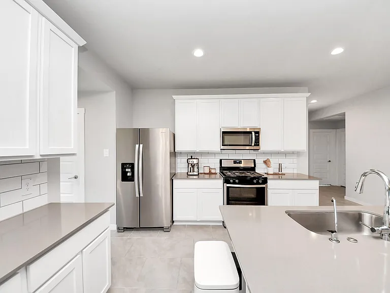 3306 Dagostino Creek Dr — Photo 19
