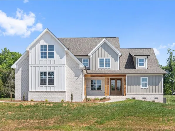 188 Orchard Grass Ct, Mocksville, NC 27028