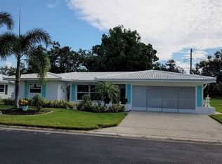 9287 142nd St, Seminole, FL 33776