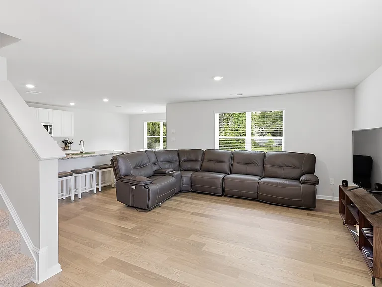 22311 Reeve Rd — Photo 4