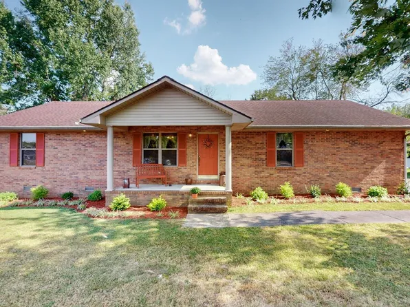 573 Wiswell Rd W, Murray, KY 42071