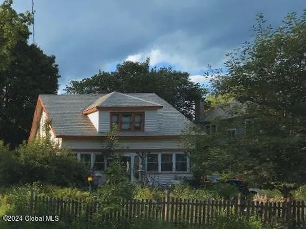 30 Gray Avenue, Greenwich, NY 12834