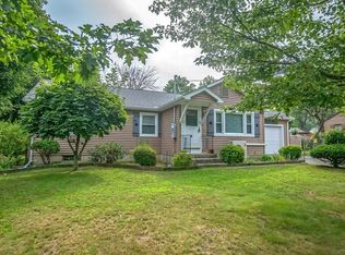 165 Bacon Rd, Springfield, MA 01119