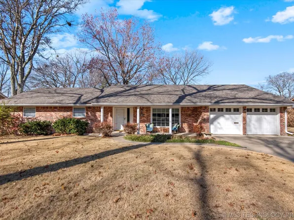 2710 Evergreen Dr, Bartlesville, OK 74006