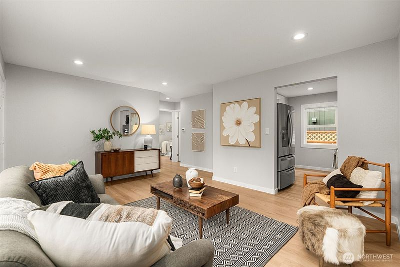 4th image of 8150 13th Avenue SW
