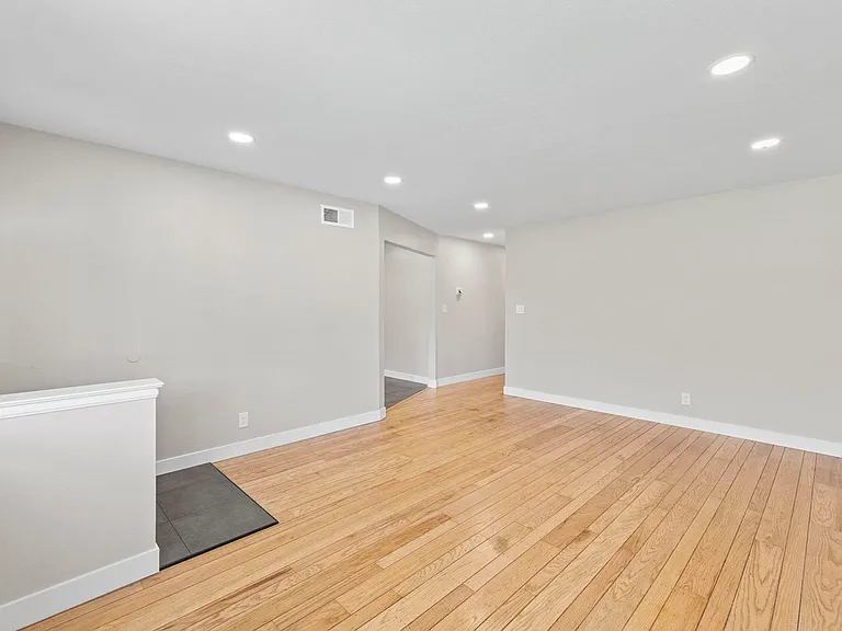 2506 Ardilla Ct — Photo 6