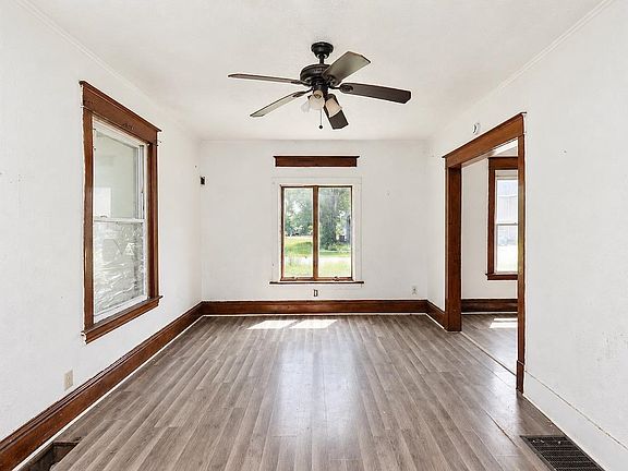 3rd image of 202 Soper Ave