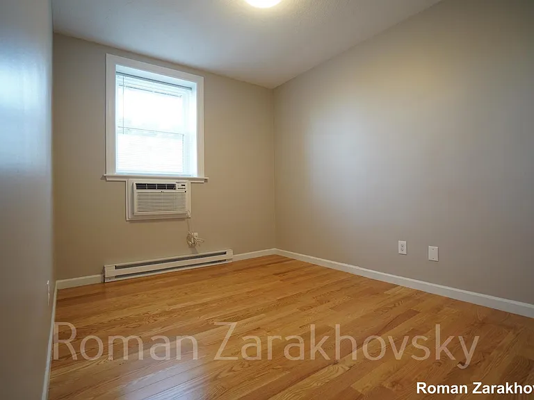 1198 Commonwealth Ave #6 — Photo 16