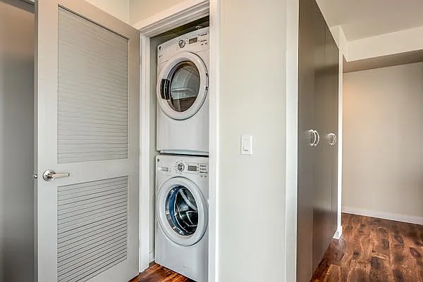 Washer & Dryer