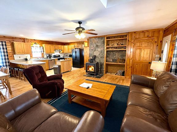 4th image of 4138 West Hill Road S