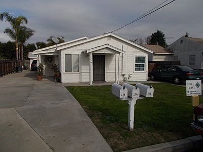 1st image of 224 1/2 Costa Mesa St