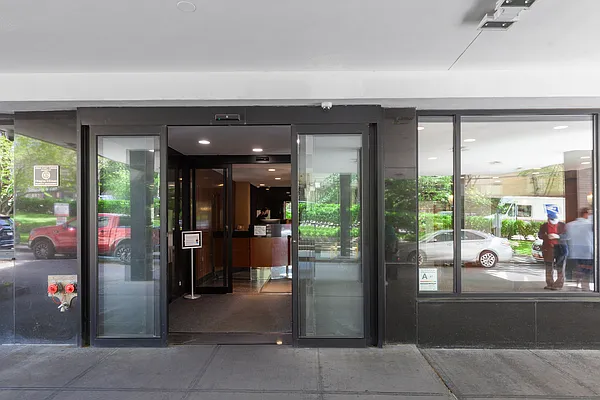 Sold by Douglas Elliman | media 18