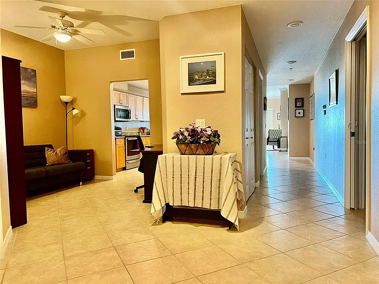 1188 N Tamiami Trl #403 — Photo 8